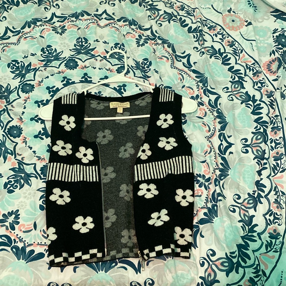 Black and white flower vest